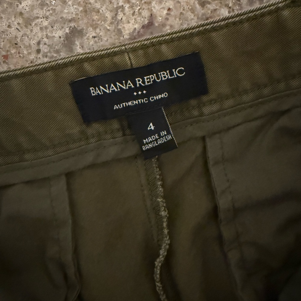 BANANA REPUBLIC Olive Green Cargo Pants - Picture 2 of 4